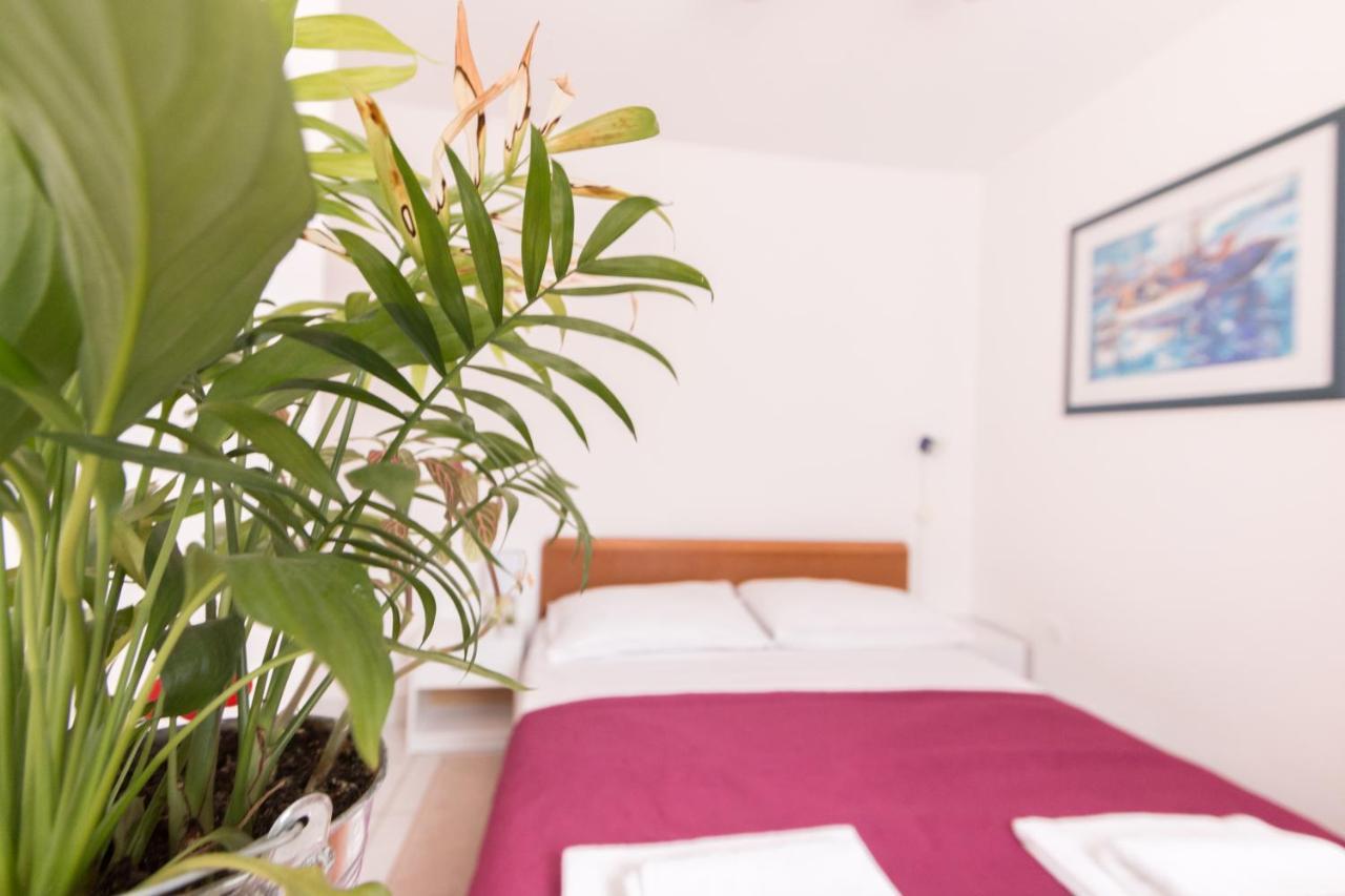 Holiday House Tara Villa Vir Ngoại thất bức ảnh